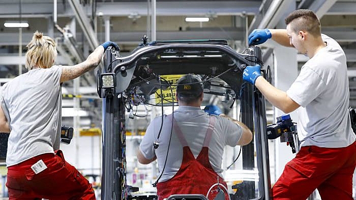 Số phận ‘Lục địa già’ Eurozone trong bối cảnh bất ổn rình rập so phan luc dia gia eurozone trong boi canh bat on rinh rap