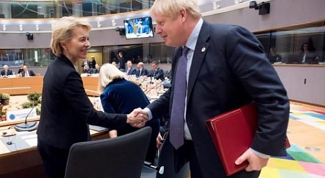 tan chu tich cua uy ban chau au va thu tuong anh thao luan thuong mai