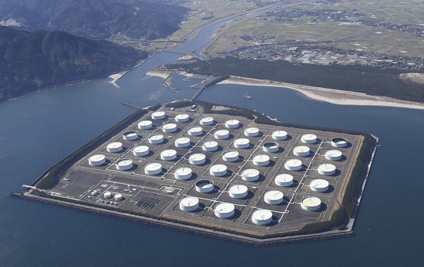 Nhật Bản sẽ sử dụng kho dự trữ dầu mỏ quốc gia để giảm áp lực về giá