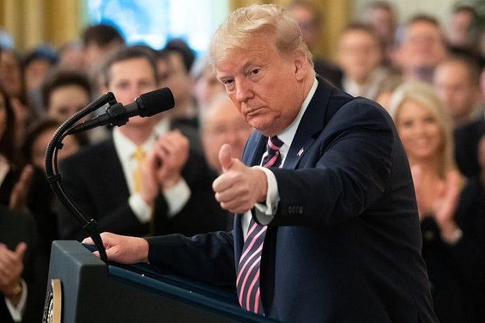 duoc tuyen vo toi tong thong my donald trump lap tuc sa thai co van quan su va dai su tai eu