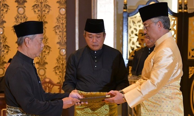 ong muhyiddin yassin tuyen the nham chuc tro thanh thu tuong thu 8 cua malaysia