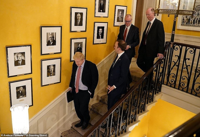 thu tuong anh bi nghi phot lo khuyen cao phong dich truoc khi mac covid 19