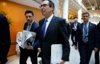 ong trump va luat choi moi