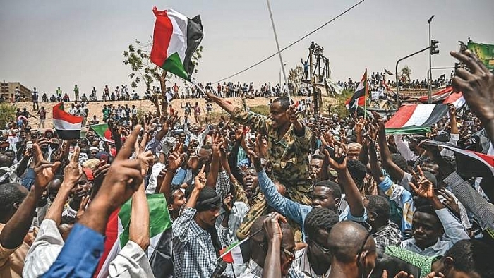 Chính biến ở Sudan: TMC bác bỏ thông tin phóng thích các cựu lãnh đạo chế độ cũ chinh bien o sudan tmc bac bo thong tin phong thich cac cuu lanh dao che do cu