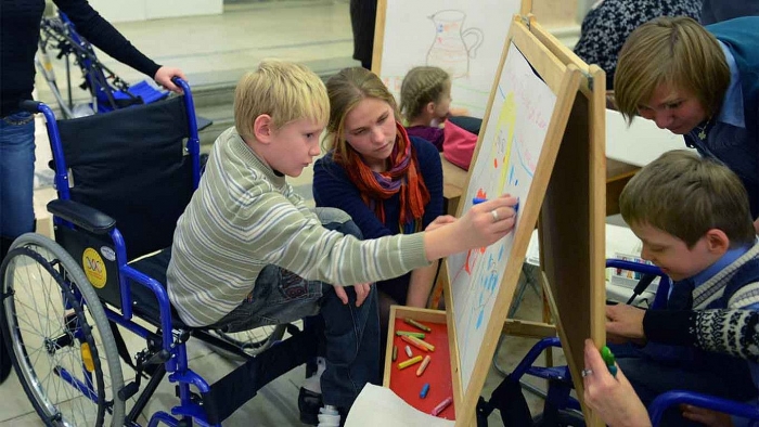 nga canh bao tre em la mot nguon lay nhiem benh covid 19 o thu do moscow