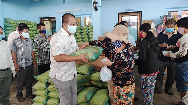 tiep tuc ho tro cho ba con campuchia goc viet gap kho khan do dich covid 19