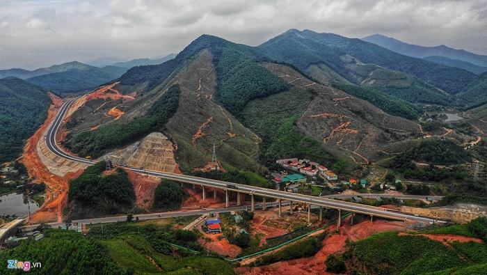 Quảng Ninh kiên quyết thu hồi dự án chậm tiến độ tại Vân Đồn quang ninh kien quyet thu hoi du an cham tien do tai van don