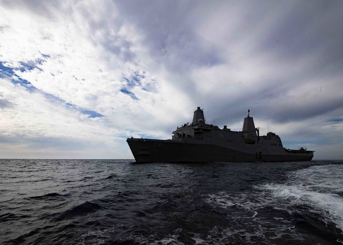 my cong bo trien khai tau tan cong do bo toi trung dong