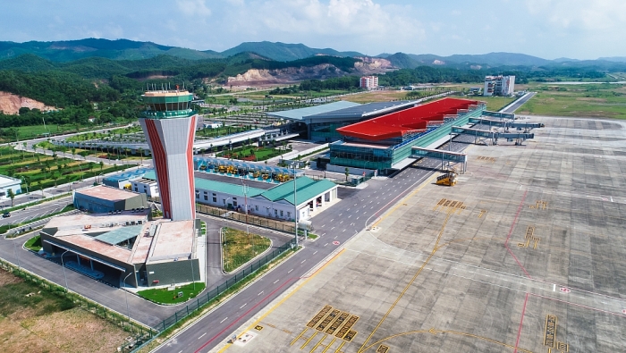 van don don chuyen bay quoc te dau tien tu tham quyen hien thuc hoa muc tieu thi truong quoc te