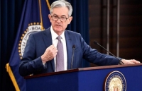 tai sao di may bay de bi lay nhiem virus gay benh covid 19