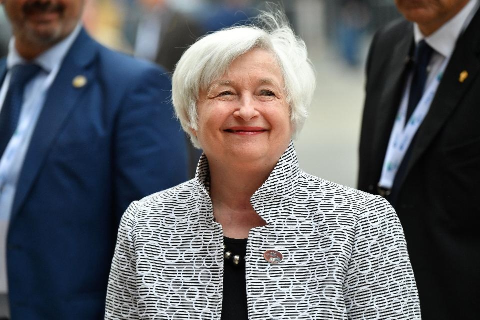 fed da tang lai suat lan thu 2 trong nam