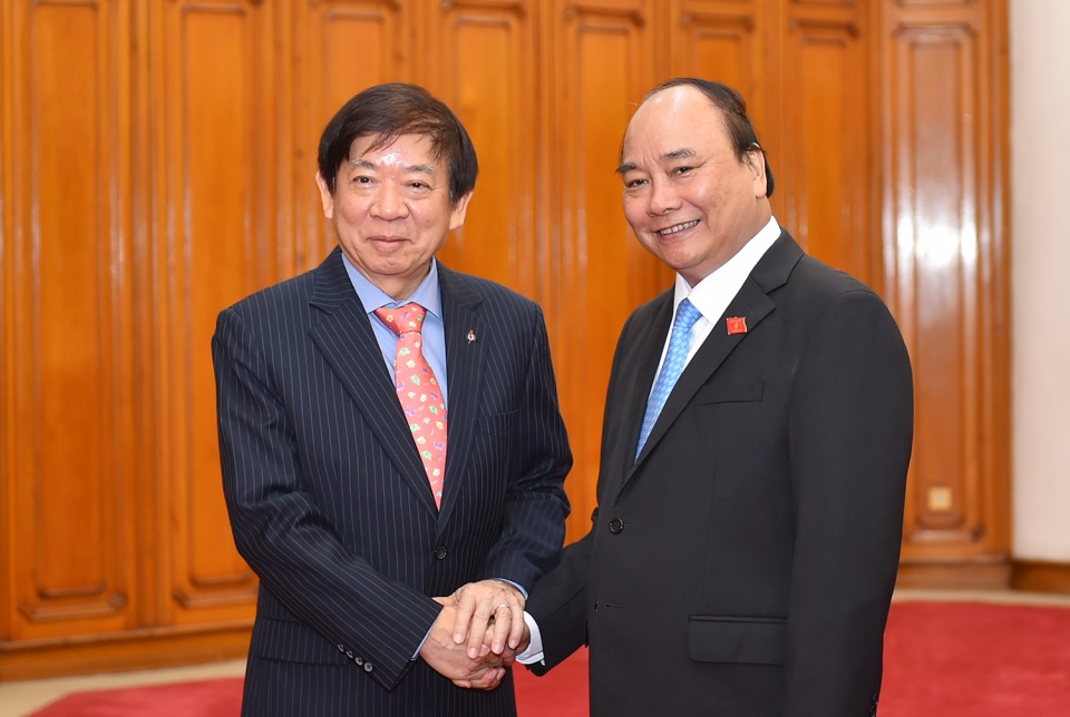 tong bi thu thu tuong tiep doan cap cao dang hanh dong nhan dan singapore cam quyen