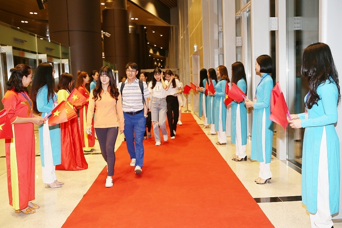 chinh thuc khai truong duong bay thang van don incheon han quoc