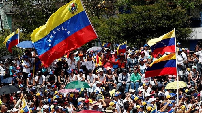 venezuela to cao mot am muu dao chinh moi