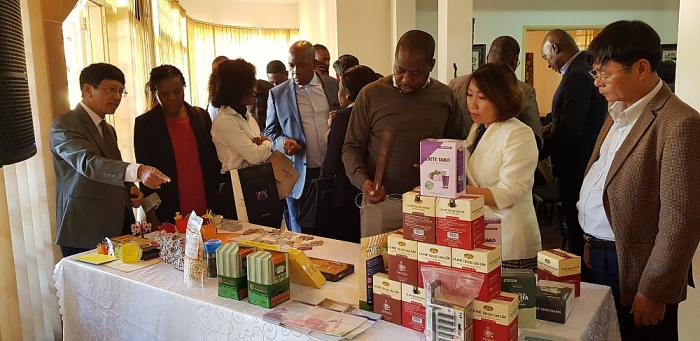 viet nam mozambique xuc tien hop tac dau tu thuong mai va du lich