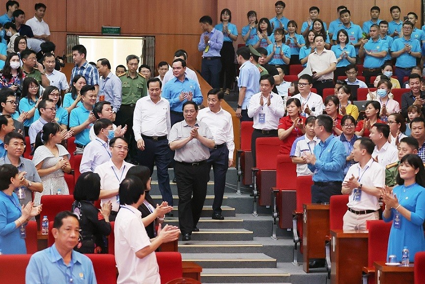 10 nhóm vấn đề lớn được gửi tới Thủ tướng Phạm Minh Chính tại gặp gỡ, đối thoại với công nhân lao động cả nước. (Nguồn: TTXVN)
