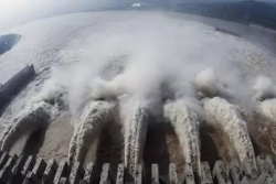 Chuyên gia trung quốc bác khả năng đập tam hiệp vỡ, dư luận vẫn lo ngại