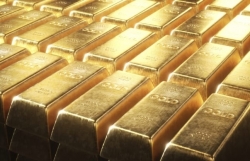 Giá vàng mới lu mờ kỷ lục cũ, chuyên gia tiết lộ ‘cảm giác gì đó không ổn’