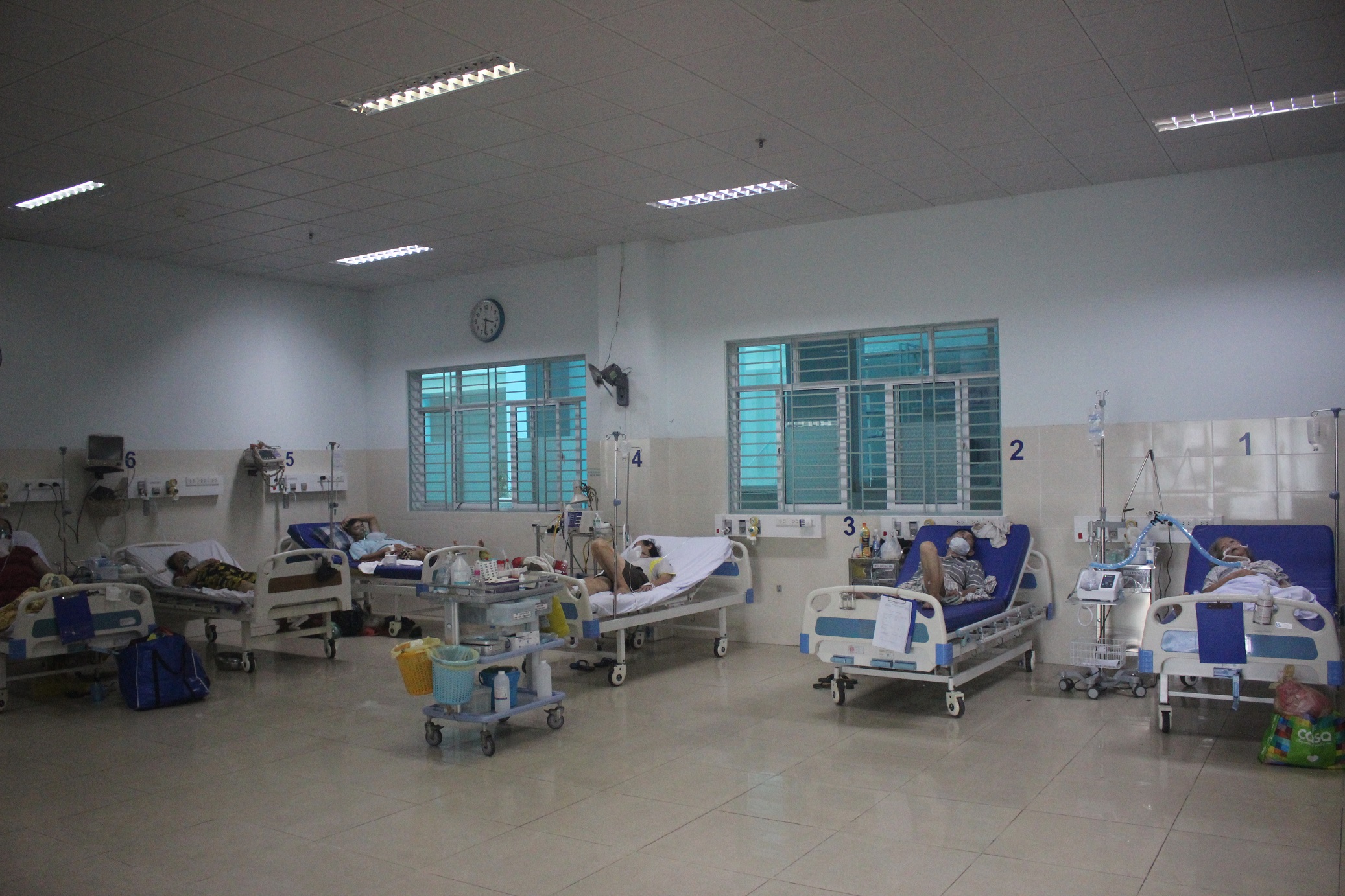 Bên trong khu điều trị bệnh nhân Covid-19 nặng và Bệnh viện dã chiến hơn 4.000 bệnh nhân ở TP. Hồ Chí Minh