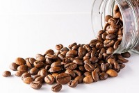 Giá cà phê hôm nay 13/9/2024: Giá cà phê robusta lại vượt kỷ lục, rút ngắn khoảng cách với arabica; vụ thu hoạch của Việt Nam có thể không đúng hạn