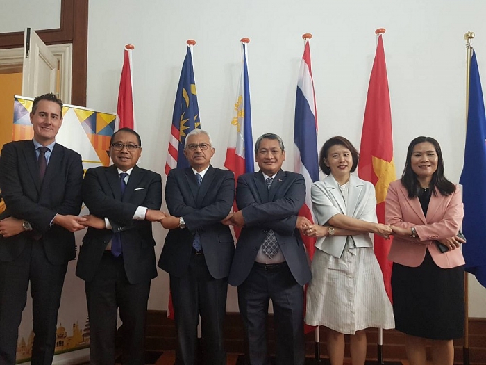 le thuong co ky niem 52 nam ngay thanh lap asean tai ha lan