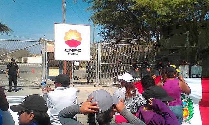 bieu tinh phan doi tap doan dau khi quoc gia trung quoc bien thanh dung do o peru