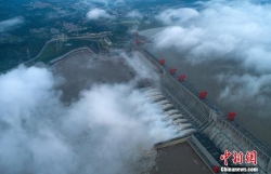 Mực nước đập Tam Hiệp dâng cao kỷ lục, gia tăng lo ngại về các sự cố