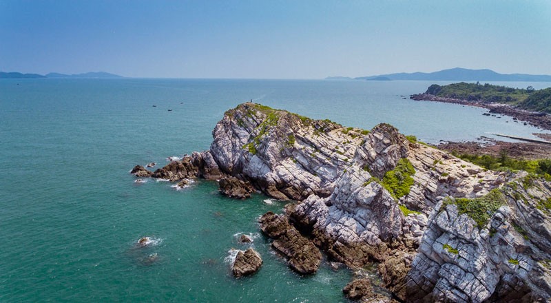 Biển Quảng Ninh: 10 bãi biển đẹp ngất ngây, nên trải nghiệm bất cứ lúc nào Biển Quảng Ninh: 10 bãi biển đẹp ngất ngây, nên trải nghiệm bất cứ lúc nào