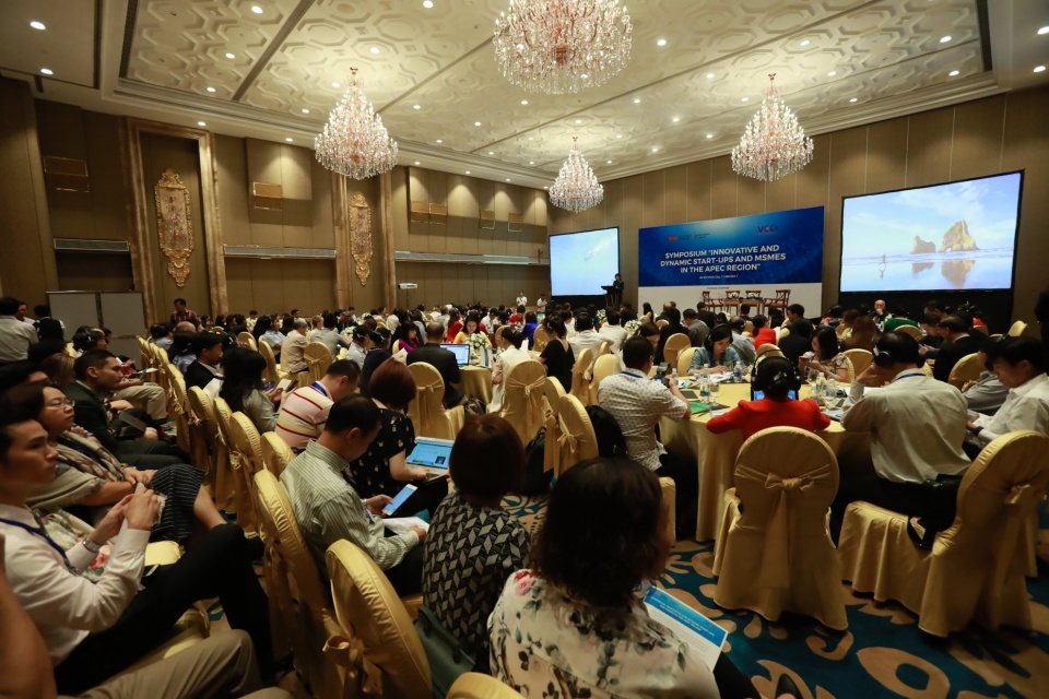 doanh nhan apec khoi day tinh than khoi nghiep tai viet nam