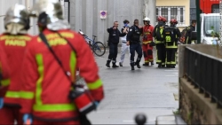Pháp xác nhận yếu tố khủng bố trong vụ tấn công bằng dao gần Văn phòng cũ tạp chí Charlie Hebdo