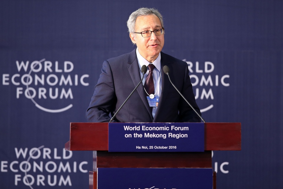 mekong con nhieu du dia phat trien cong nghiep hoa va do thi hoa