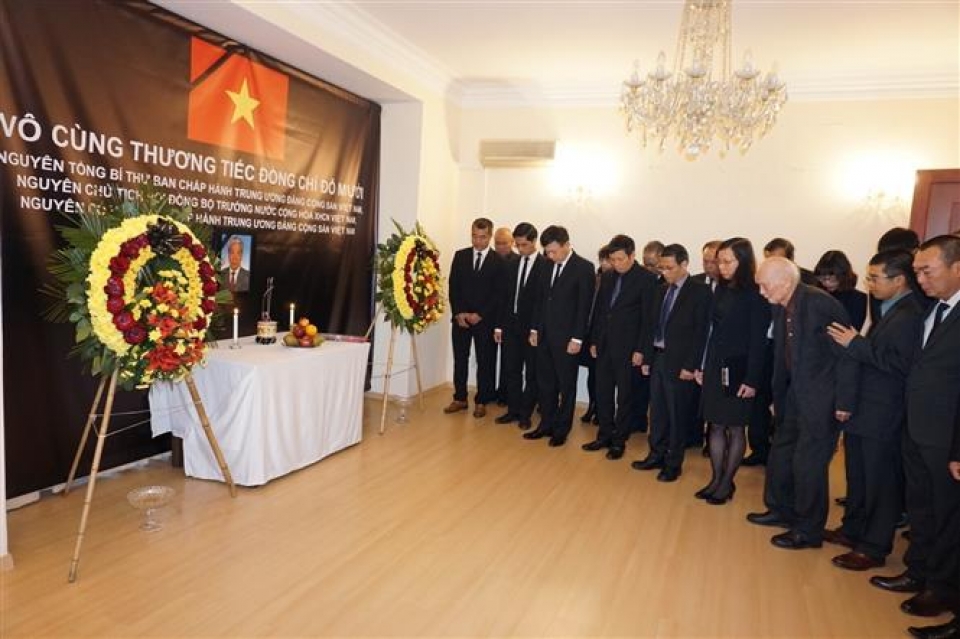 le vieng va mo so tang nguyen tong bi thu do muoi tai nhieu nuoc