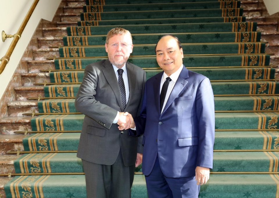 Thủ tướng Nguyễn Xuân Phúc hội kiến Chủ tịch Hạ viện Bỉ tin nhap 20181018072756