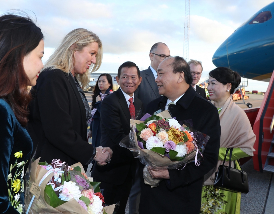 thu tuong den copenhagen tham du p4g va tham chinh thuc vuong quoc dan mach