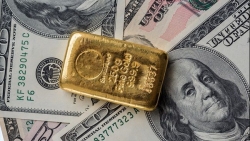 Giá vàng hôm nay 2/10: Giá vàng thế giới tăng mạnh vượt ngưỡng 1.900 USD kéo vàng SJC qua 56 triệu, giới đầu tư lại đặt cược