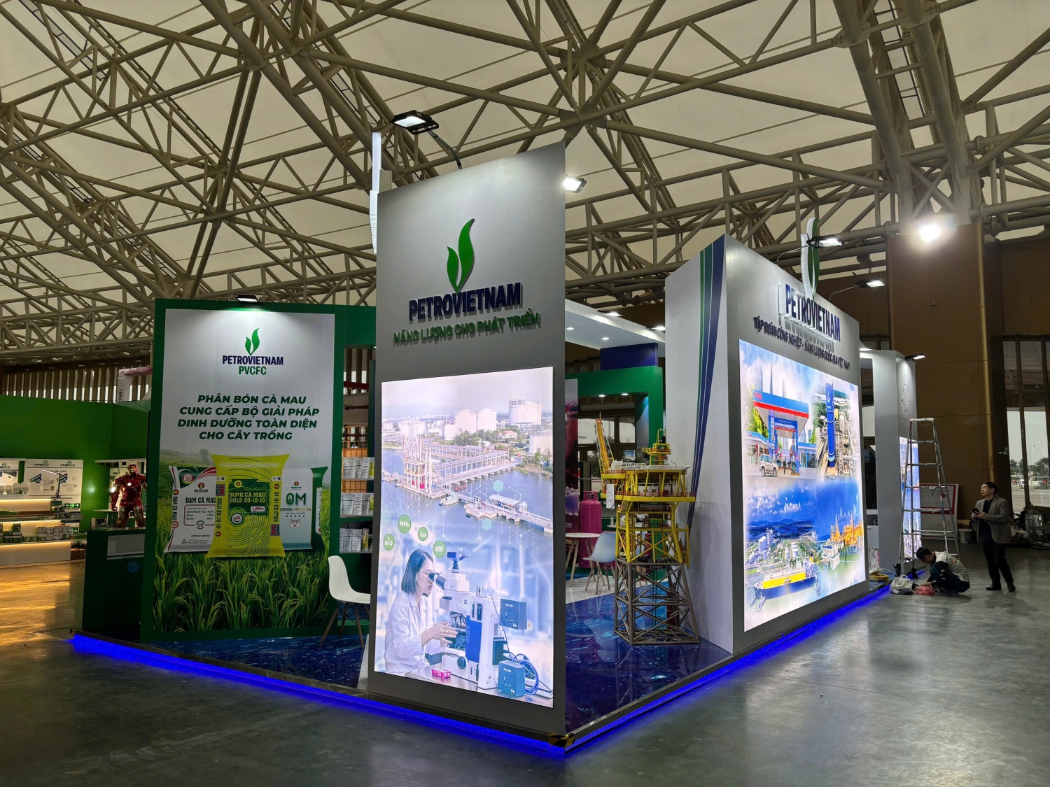 PetroVietnam - dấu ấn tiên phong xây dựng thương hiệu năng lượng quốc gia bền vững tại Hội chợ mùa Thu 2025 PetroVietnam - dấu ấn tiên phong xây dựng thương hiệu năng lượng quốc gia bền vững tại Hội chợ mùa Thu 2025