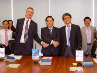 mot ngu dan bi nan duoc pvep poc cuu song