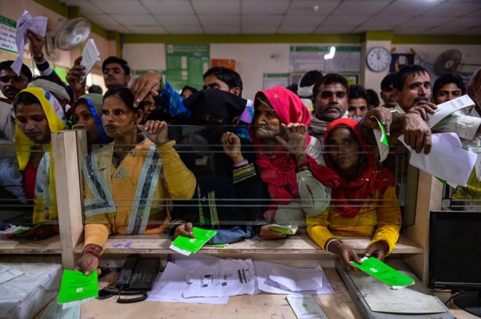 doi tien va nhung rac roi can thiet cua nen kinh te an do