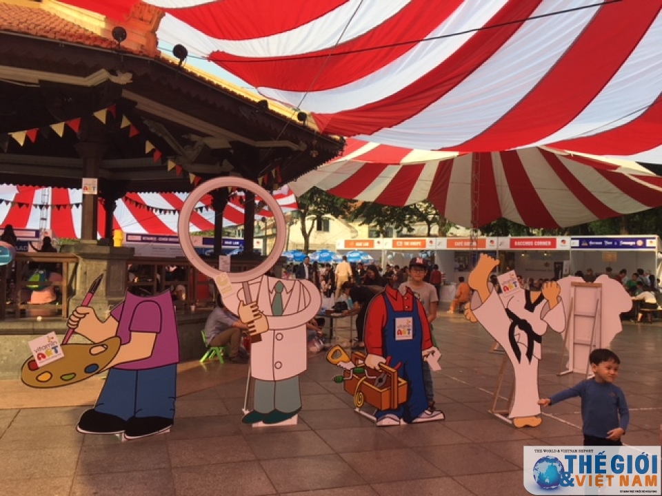 trai nghiem bua tiec van hoa duc o ha noi