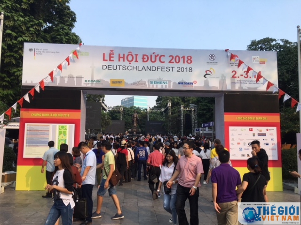 trai nghiem bua tiec van hoa duc o ha noi