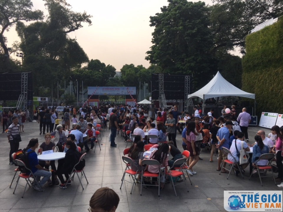 trai nghiem bua tiec van hoa duc o ha noi