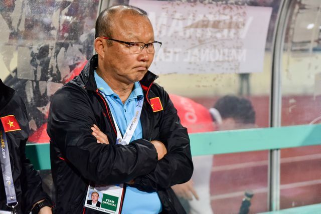 hlv park canh giac cao do truoc tran ra quan o sea games 30