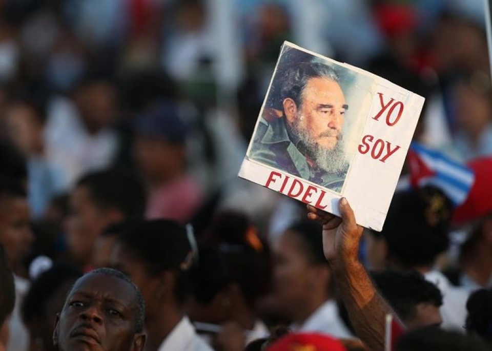 le tuong niem lanh tu fidel castro tai santiago de cuba