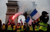 quoc hoi phap thong qua goi bien phap cat giam thue