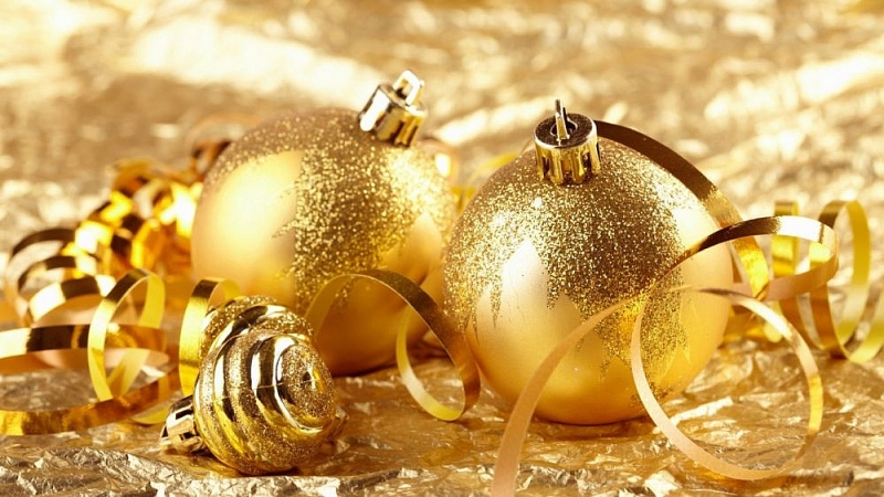 Giá vàng hôm nay 21/12: Tâm lý lạc quan bao trùm, khả năng phá ngưỡng kháng cự giá 1.900 USD?