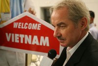 alfred riedl va nguoi tinh dong nam a