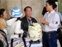 bo tai chinh khong dong y taxi truyen thong nop thue nhu grab uber