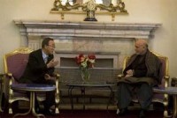 afghanistan bat giu 2 binh si iran vuot bien trai phep