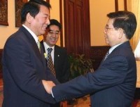 lan dau tien mo cuoc tim kiem dai su huu nghi vi hoa binh