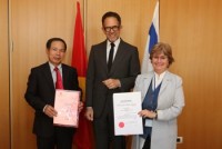 nguoi phap goc viet duoc bo nhiem lam lanh su danh du viet nam